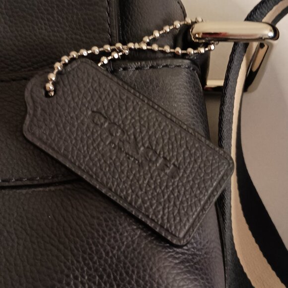 Coach Navy Blue Pebbled Charles Leather Messenger Bag F54792 Excellent Condition - Picture 6 of 15